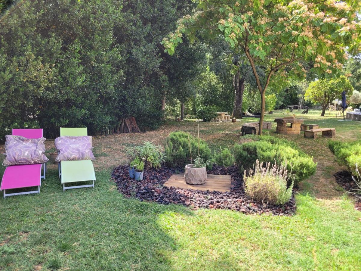 Ferienwohnung Au Bord De L'Alzon Uzès Exterior foto