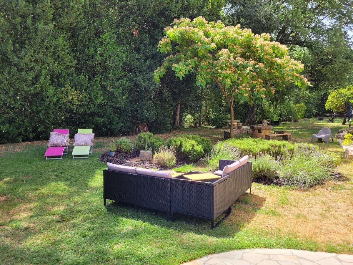 Ferienwohnung Au Bord De L'Alzon Uzès Exterior foto